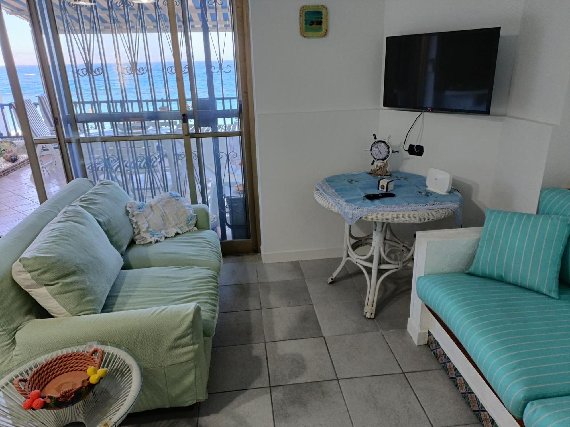 Casa Vacanze Margarita SantʼAlessio Siculo Exterior foto